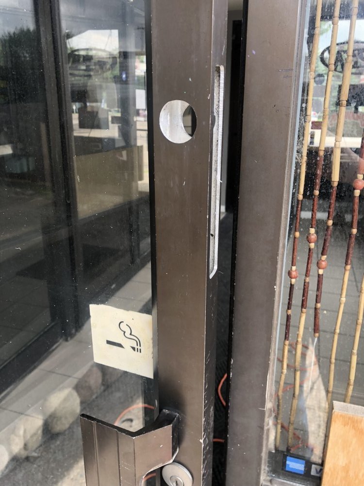 Storefront lock router install